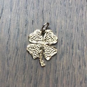14kt Irish ☘️ four leaf clover charm
